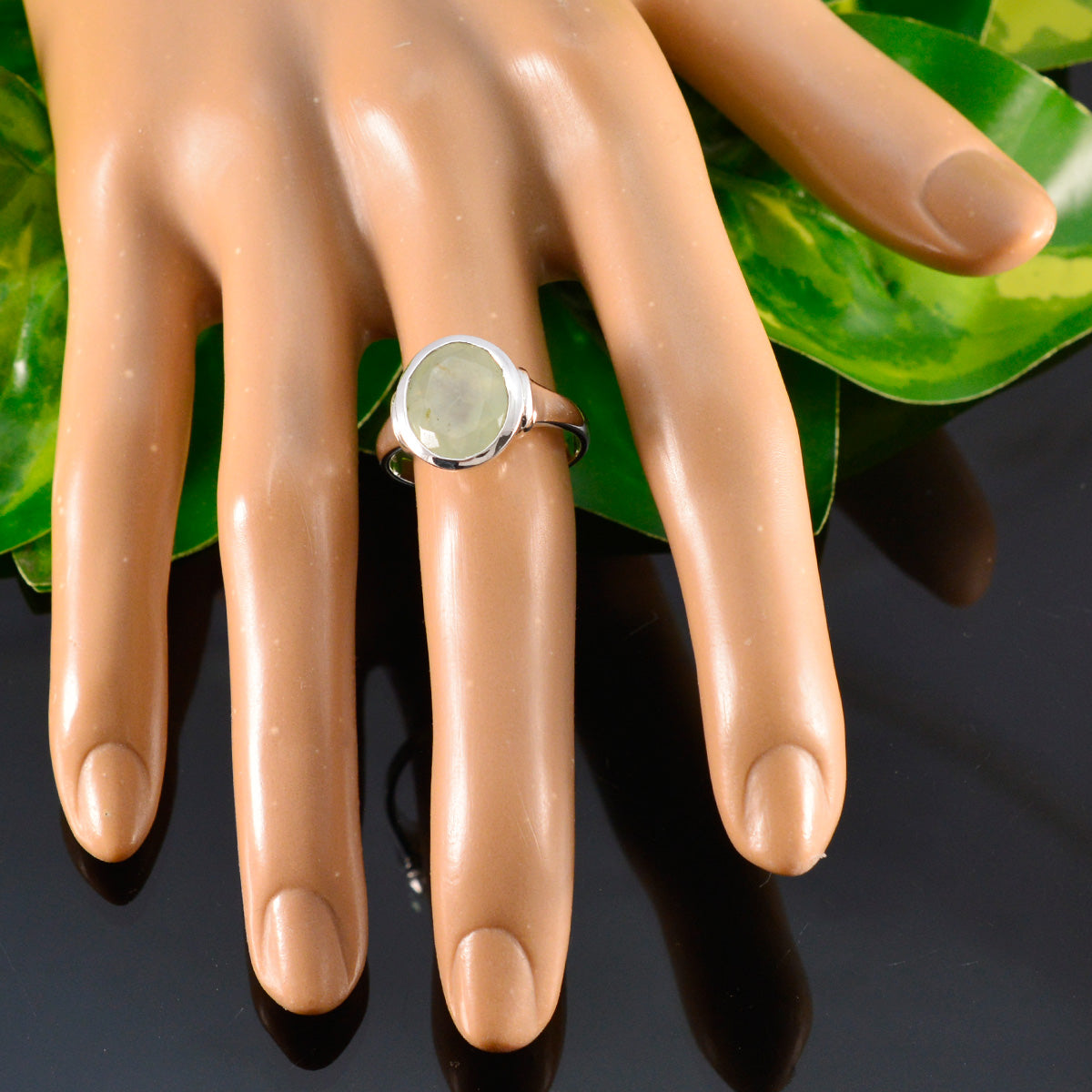 Prehnite Solitaire Moroccan 925 Silver Green Gemstones Minimal Contemporary Ring Jewellery