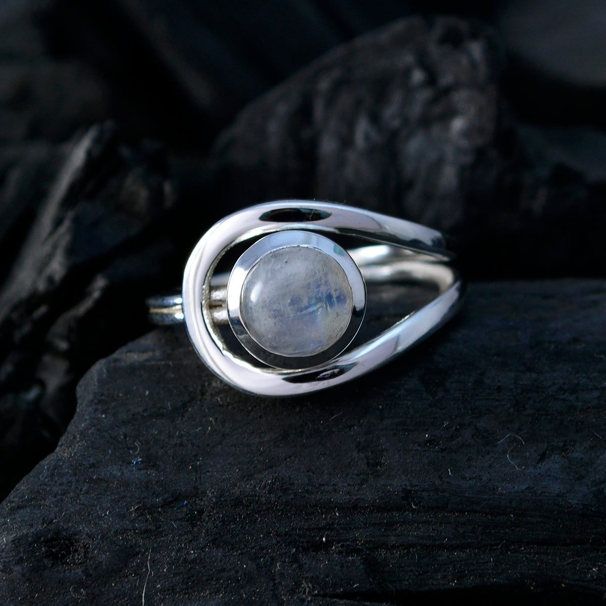 Rainbow Moonstone Solitaire Indian 925 Silver White Gemstone Slim Glamorous Ring Jewellery