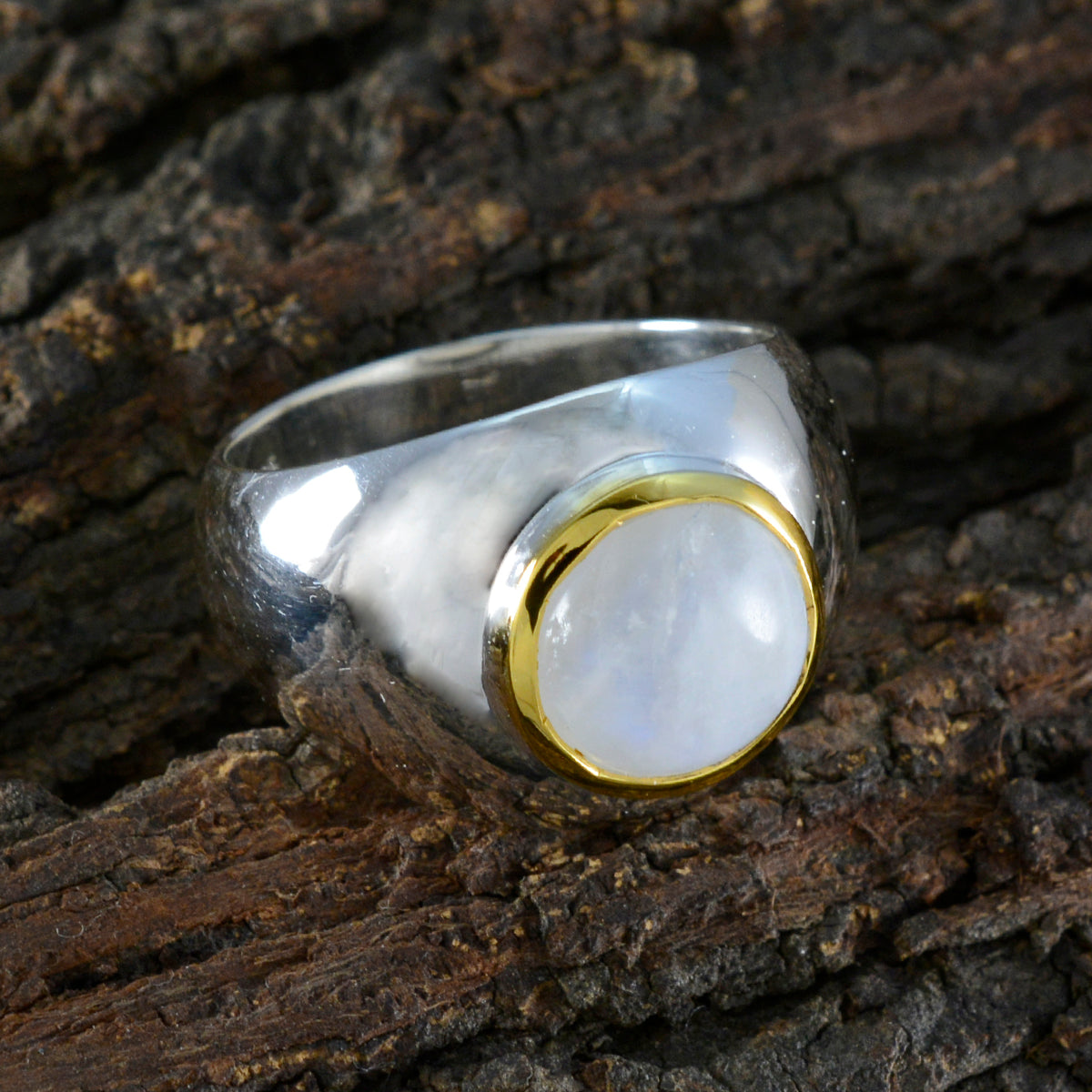 Rainbow Moonstone Solitaire German 925 Silver White Gemstone Eye catching Glamorous Ring Jewelry