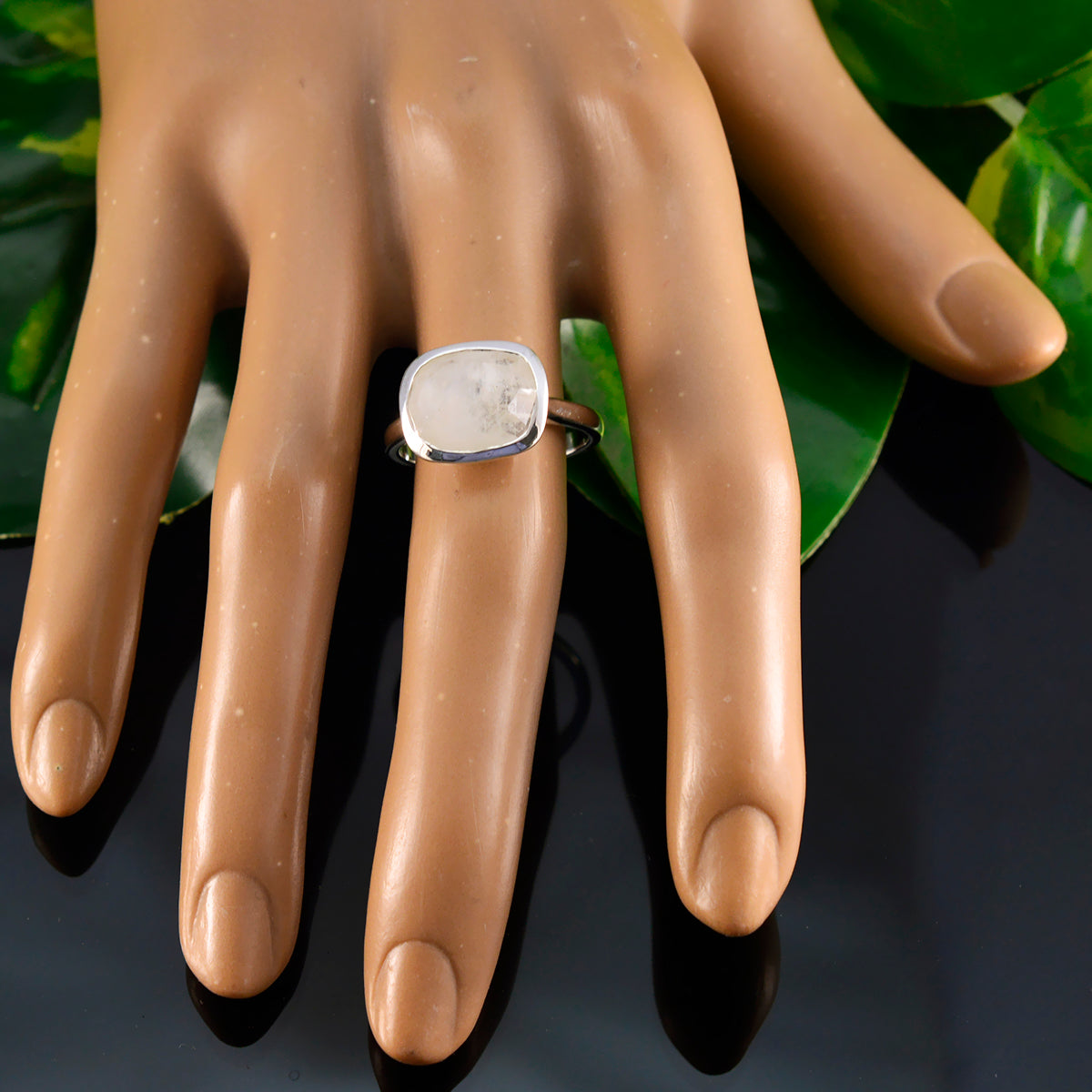 Rainbow Moonstone Solitaire Moroccan 925 Sterling Silver White Gemstones Minimal Glamorous Ring Jewelry