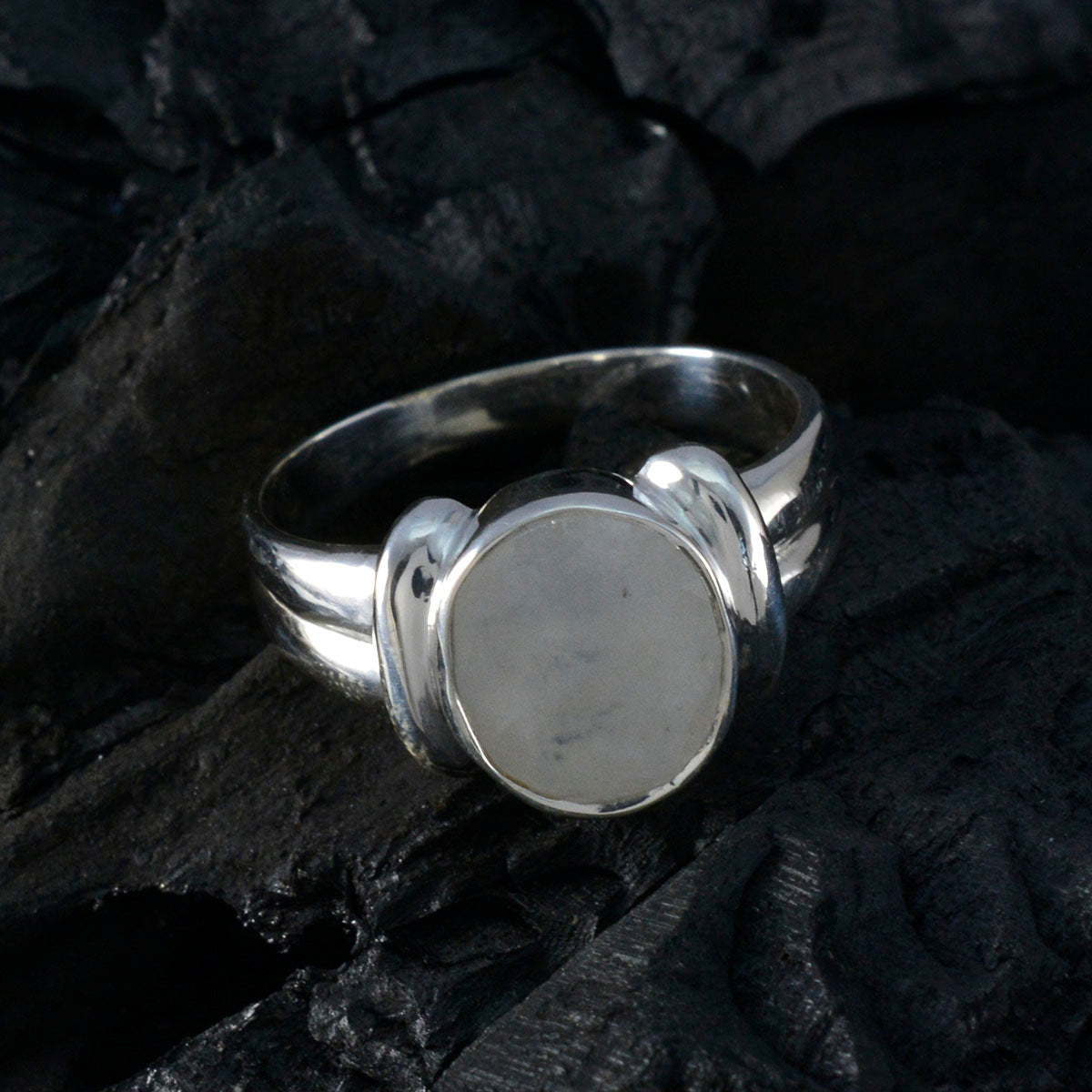 Rainbow Moonstone Solitaire French 925 Sterling Silver White Gemstones Tiny Artisan Ring Jewellery