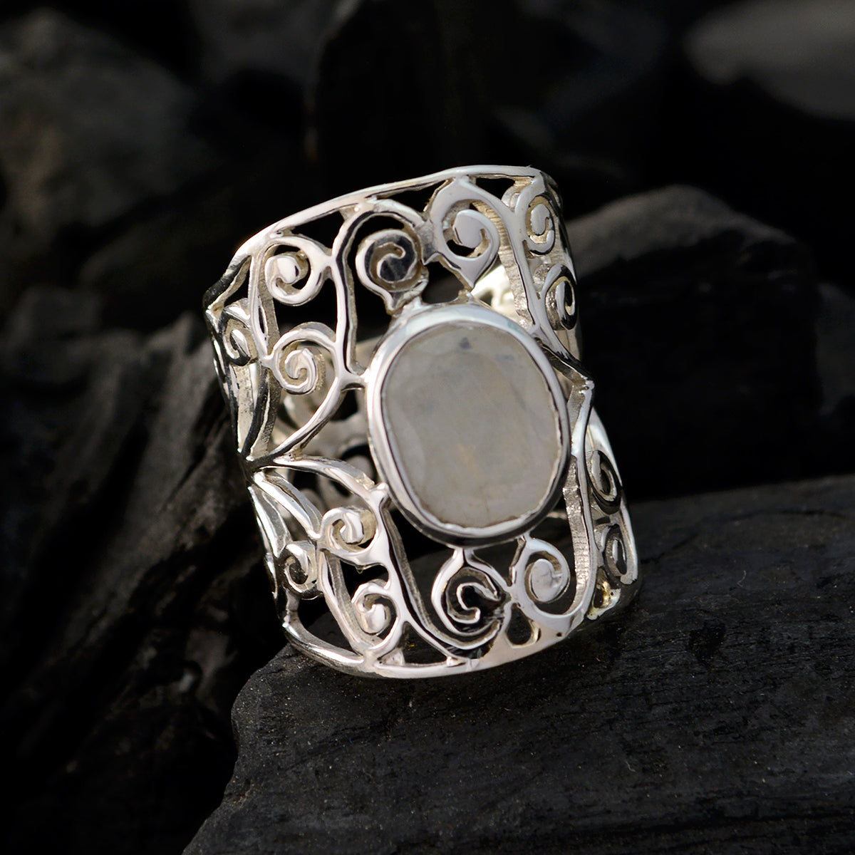 Rainbow Moonstone Solitaire Mexican 92.5 Silver White Gemstone Eye catching Filigree Ring Jewellery