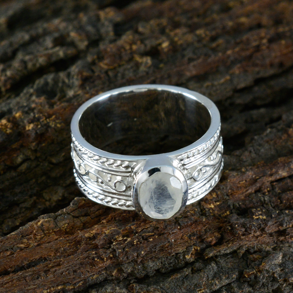 Rainbow Moonstone Solitaire Moroccan 925 Silver White Gemstones Eye catching Twist Band Jewelry