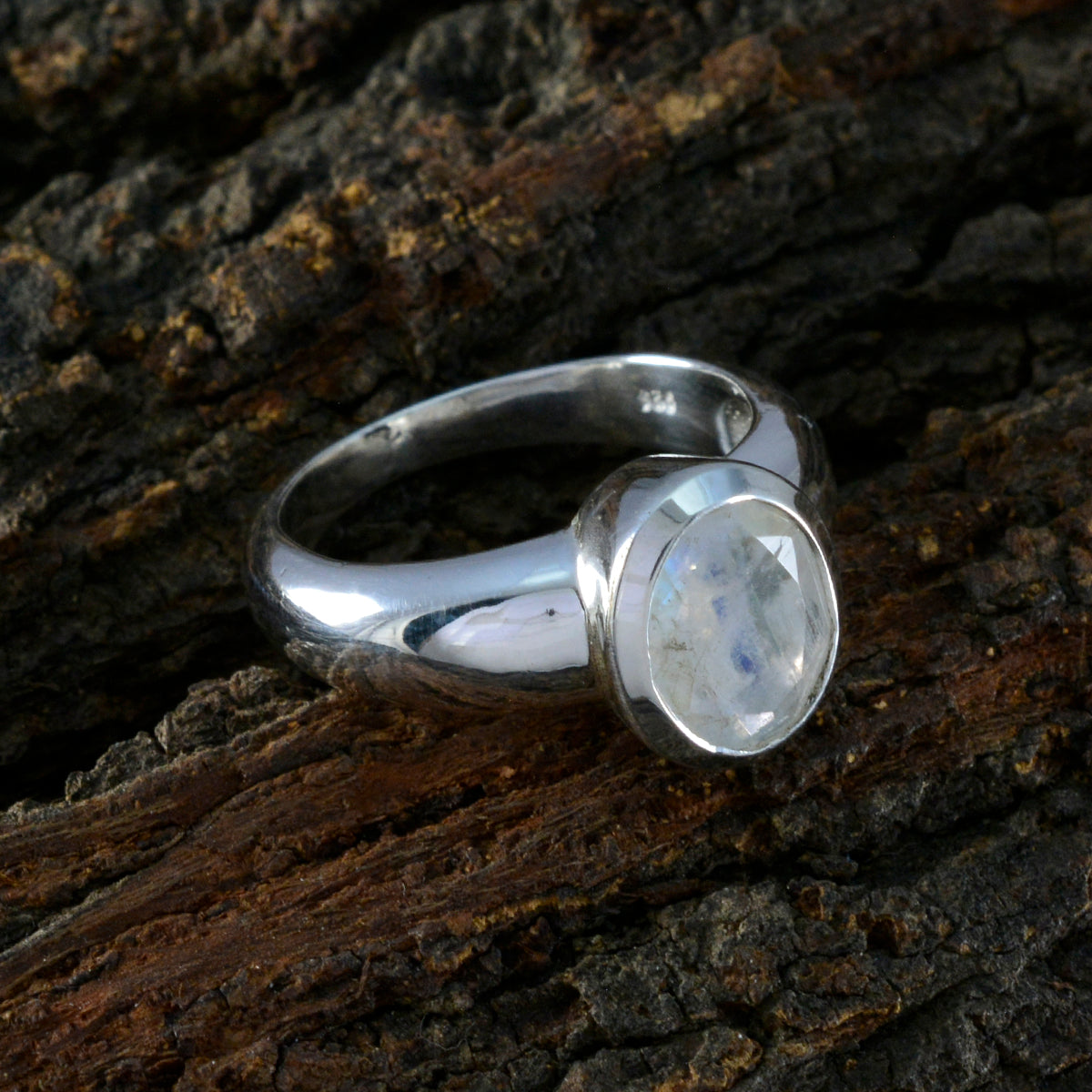 Rainbow Moonstone Solitaire African Silver White Gems Mid weight Romantic Ring Jewellery