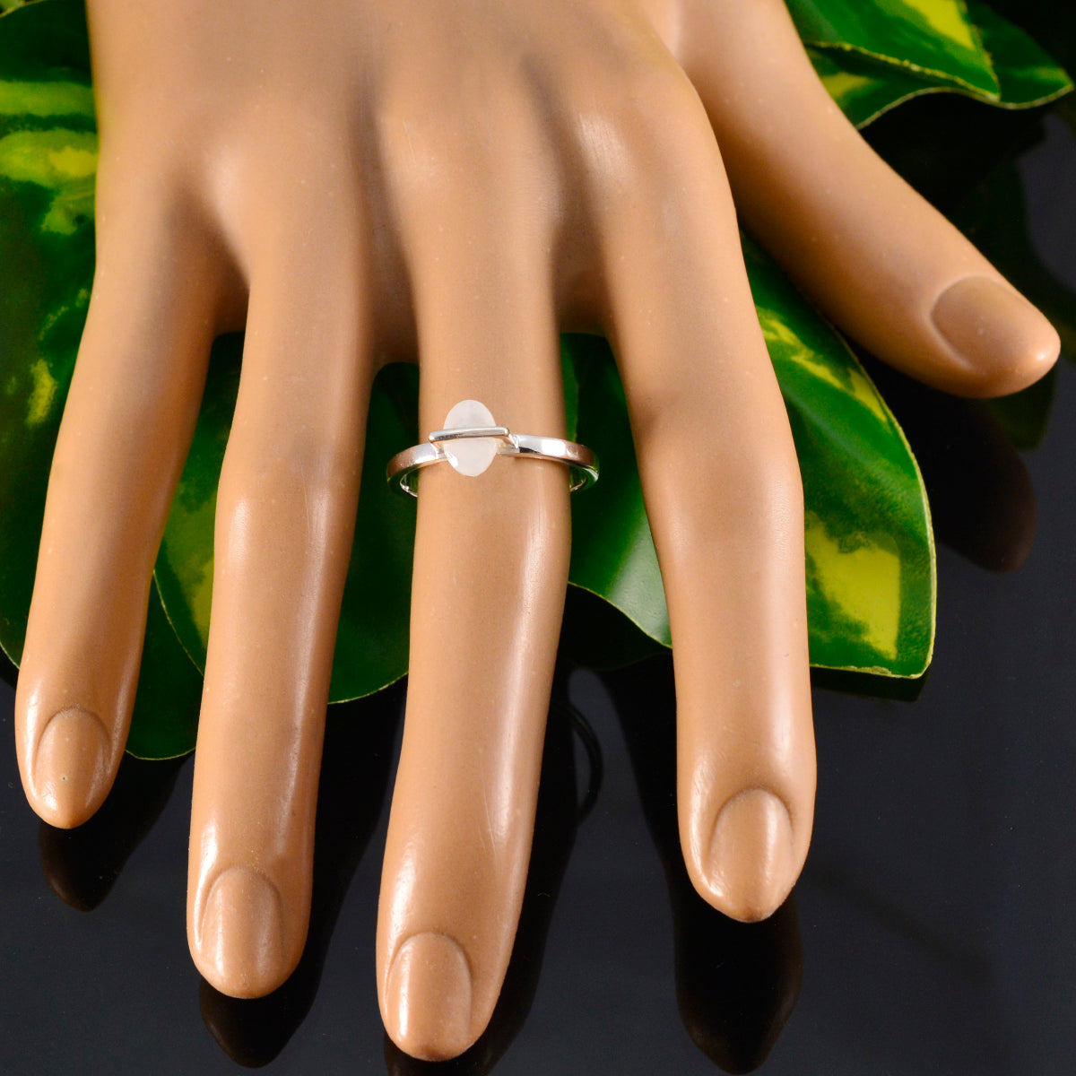 Rainbow Moonstone Solitaire American 925 Silver White Gemstones Delicate Glamorous Ring Jewellery