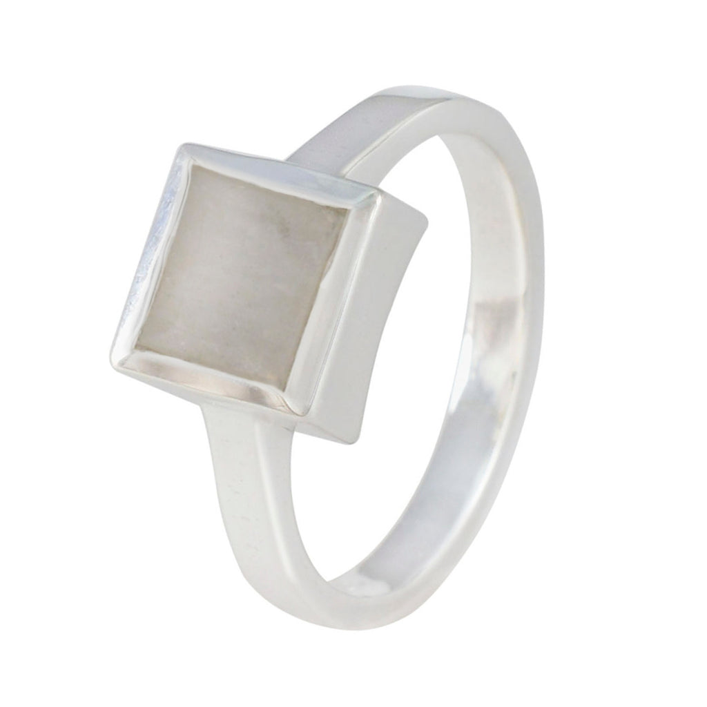 Rainbow Moonstone Solitaire Indian 92.5 Silver White Gemstone Featherlight Glamorous Ring Jewelry