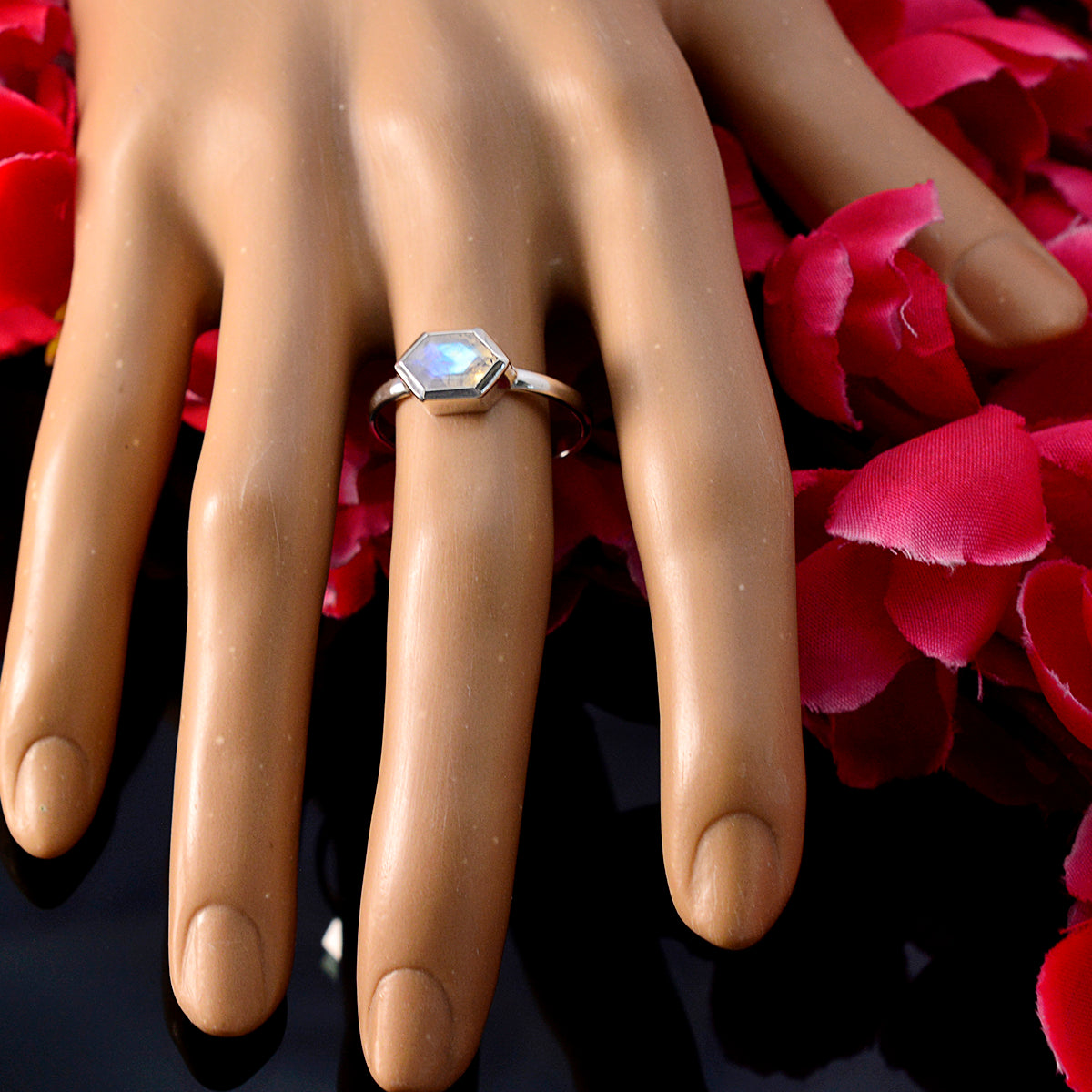 Rainbow Moonstone Solitaire American 92.5 Silver White Gemstones Delicate Graceful Ring Jewelry