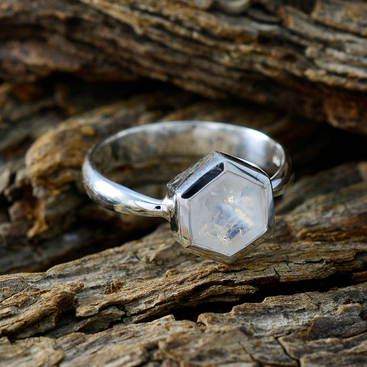 Rainbow Moonstone Solitaire Russian 92.5 Silver White Gemstones Featherlight Abstract Ring Jewellery