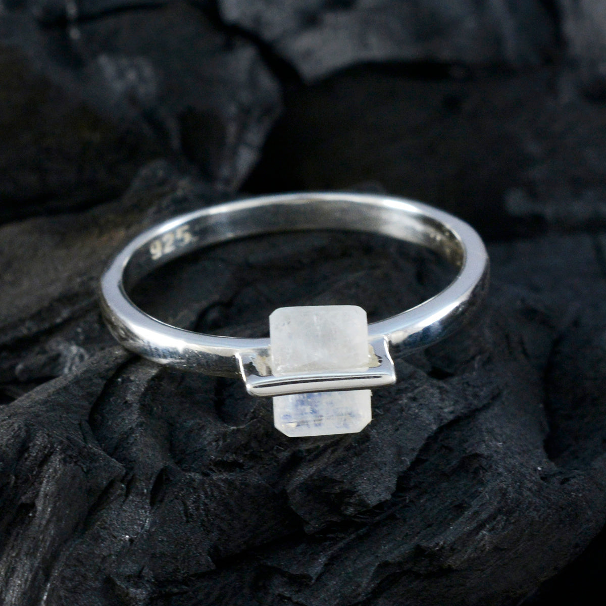 Rainbow Moonstone Solitaire American 92.5 Silver White Gemstones Dainty Feminine Ring Jewelry