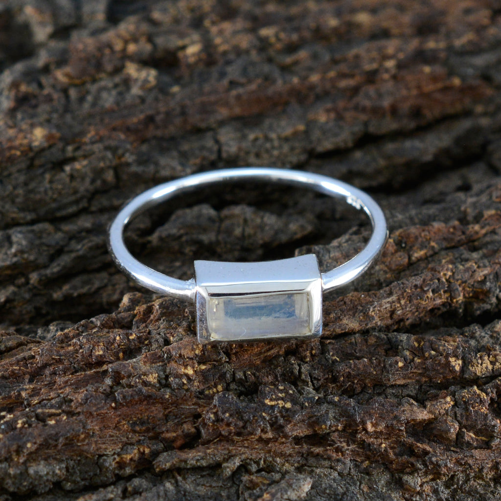 Rainbow Moonstone Solitaire American 925 Sterling Silver White Gemstones Delicate Luxurious Ring Jewellery