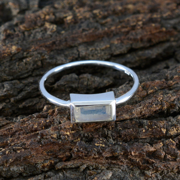 Rainbow Moonstone Solitaire American 925 Sterling Silver White Gemstones Delicate Luxurious Ring Jewellery