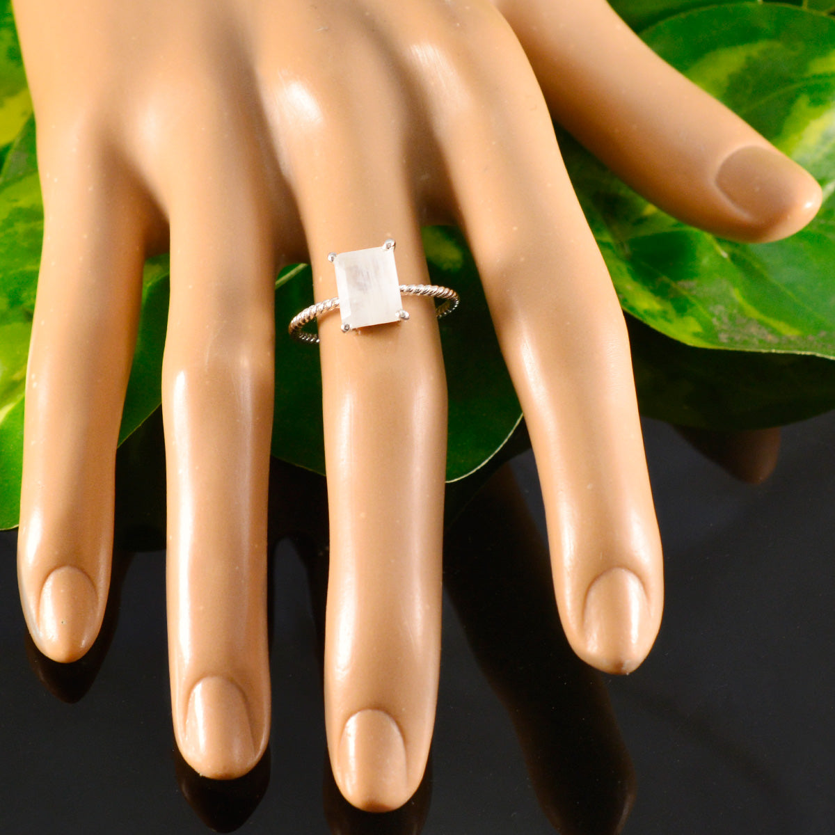 Rainbow Moonstone Solitaire Japanese Sterling Silver White Gemstone Delicate Twist Ring Jewelry