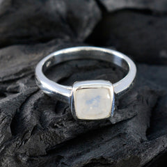 Rainbow Moonstone Solitaire French 92.5 Silver White Gemstone Featherlight Glamorous Ring Jewellery