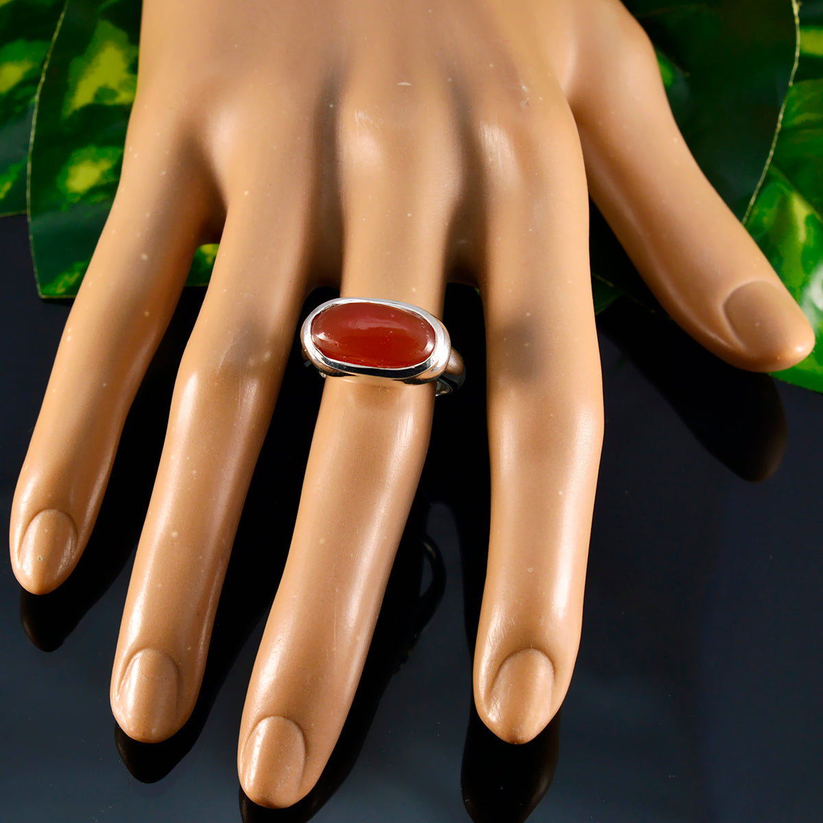Red Onyx Solitaire Moroccan Silver Red Gemstones Eye catching Engagement Ring Jewelry