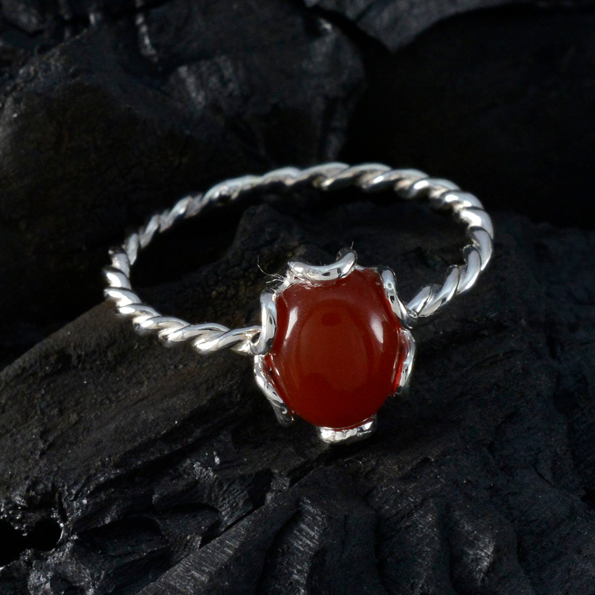 Red Onyx Solitaire Korean 92.5 Silver Red Gemstone Delicate Twist Ring Jewelry