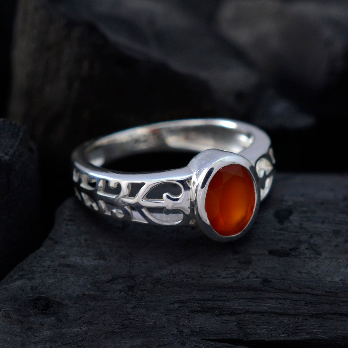 Red onyx Solitaire Italian Sterling Silver Red Gems Whisper thin Rope Wire Ring Jewelry