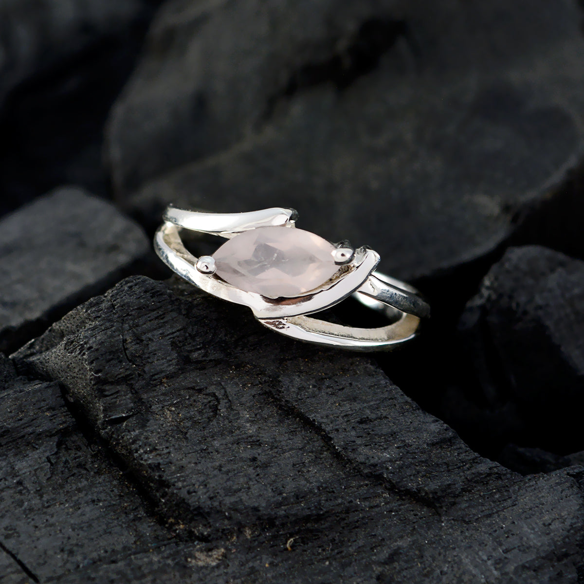 Rose Quartz Solitaire Japanese Silver Pink Gemstone Dainty Modern Ring Jewelry