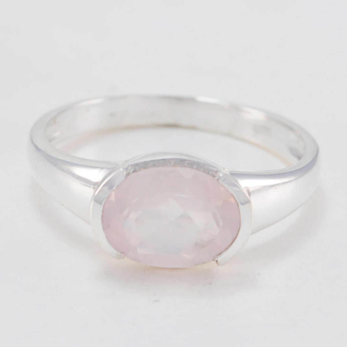 Bague moderne et délicate en argent 92,5 avec solitaire en quartz rose coréen Image secondaire du produit