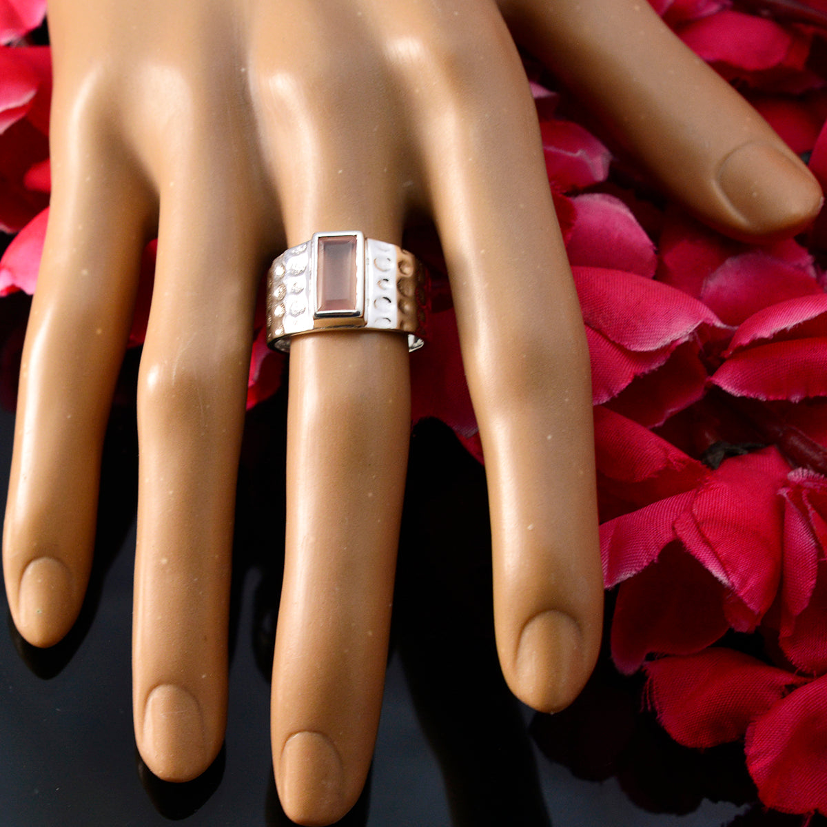 Rose Quartz Solitaire German Silver Pink Gemstone Mid weight Signet Ring Jewellery