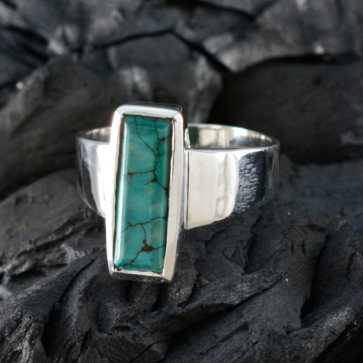 Turquoise Solitaire French Silver Blue Gems Eye catching Modern Ring Jewelry