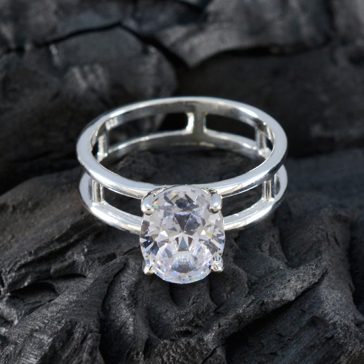 Cubic zirconia CZ Solitaire Moroccan 925 Silver White Gemstone Slim Heritage Ring Jewellery