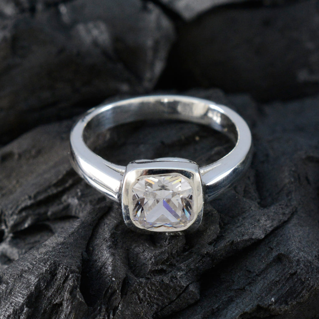 Cubic zirconia CZ Solitaire Indian Silver White Gems Featherlight Modern Ring Jewellery