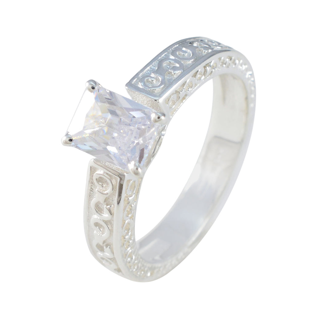 Cubic zirconia CZ Solitaire Moroccan 925 Sterling Silver White Gemstone Eye catching Modern Ring Jewellery