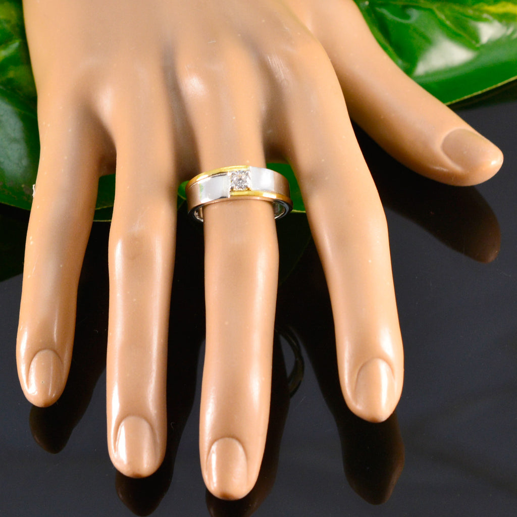 Cubic zirconia CZ Solitaire Russian Silver White Gems Tiny Luxurious Band Jewellery