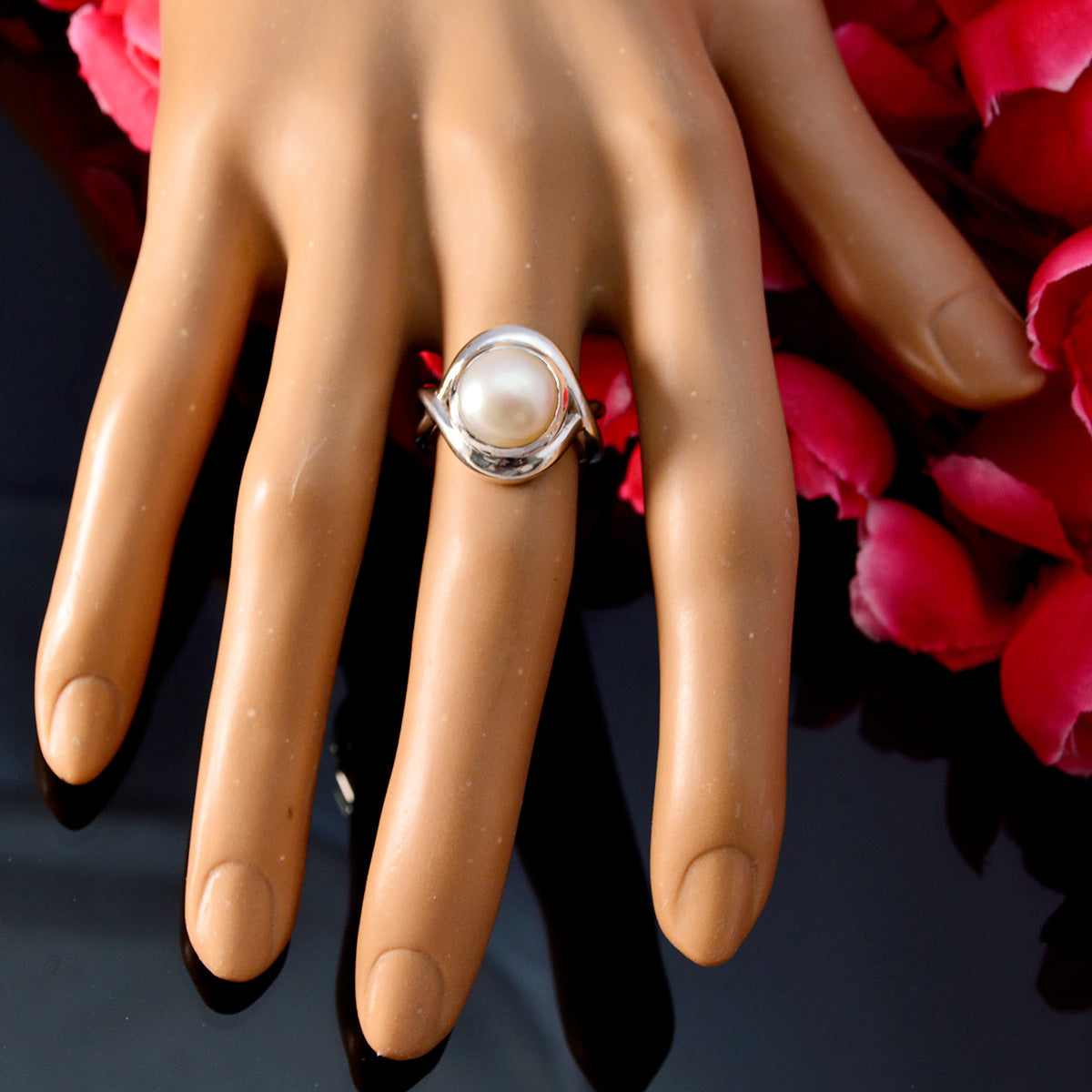 Pearl Solitaire French Sterling Silver White Gemstones Mid weight Glamorous Ring Jewellery
