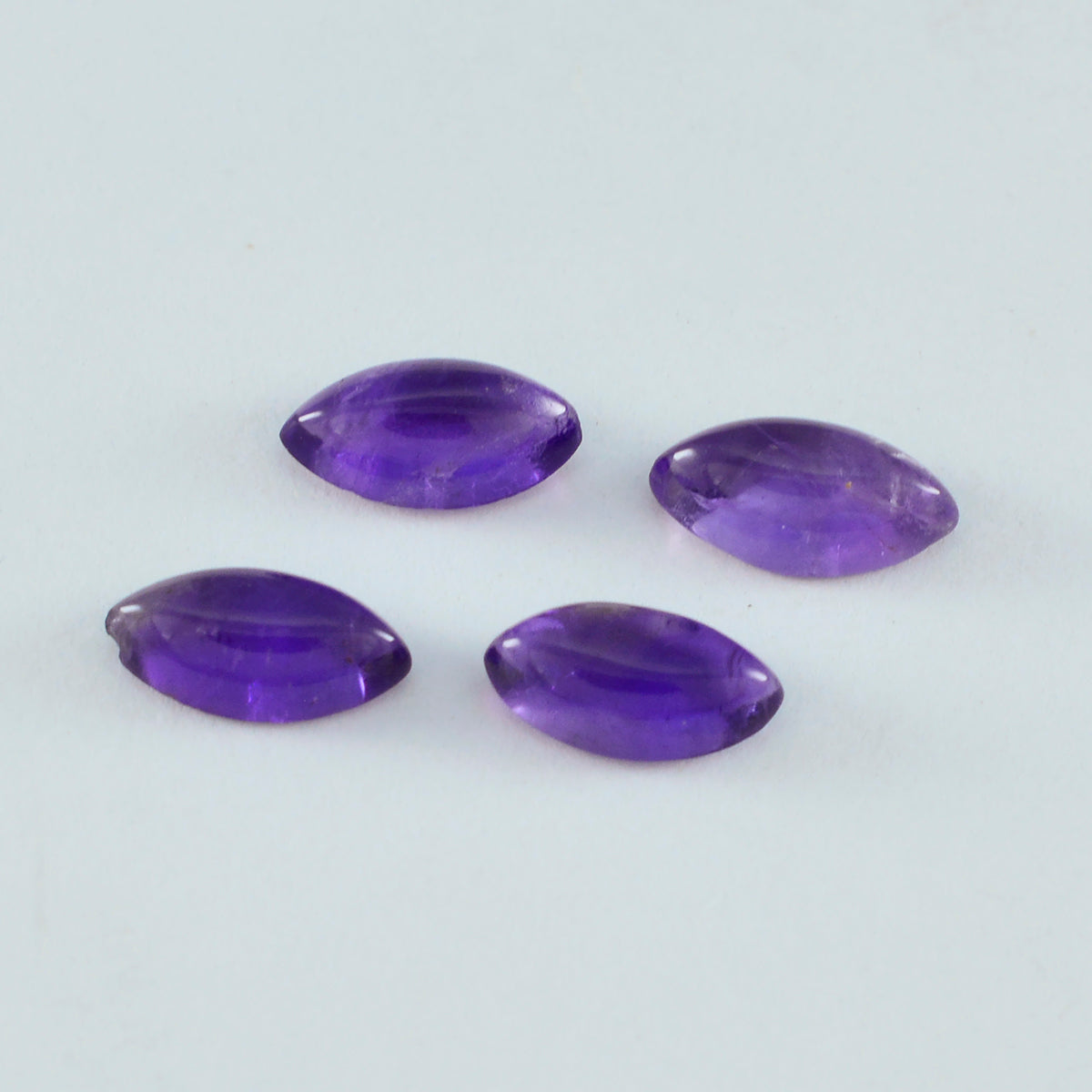 Amethyst 10PC Tiny 4x8 MM Marquise  Cabochon Purple Shine semi Precious Precious Gemstone Hoofdafbeelding
