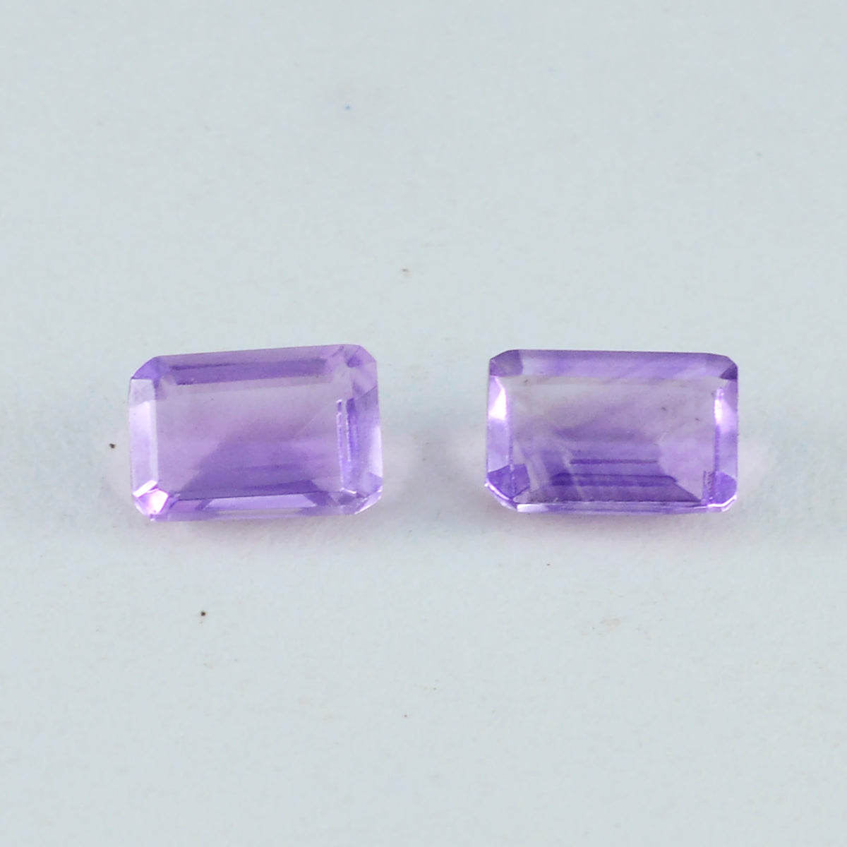 Amethyst 1PC Large 9x11 MM Emerald Faceted Purple Fiery Semi Precious Gems Image principale du produit