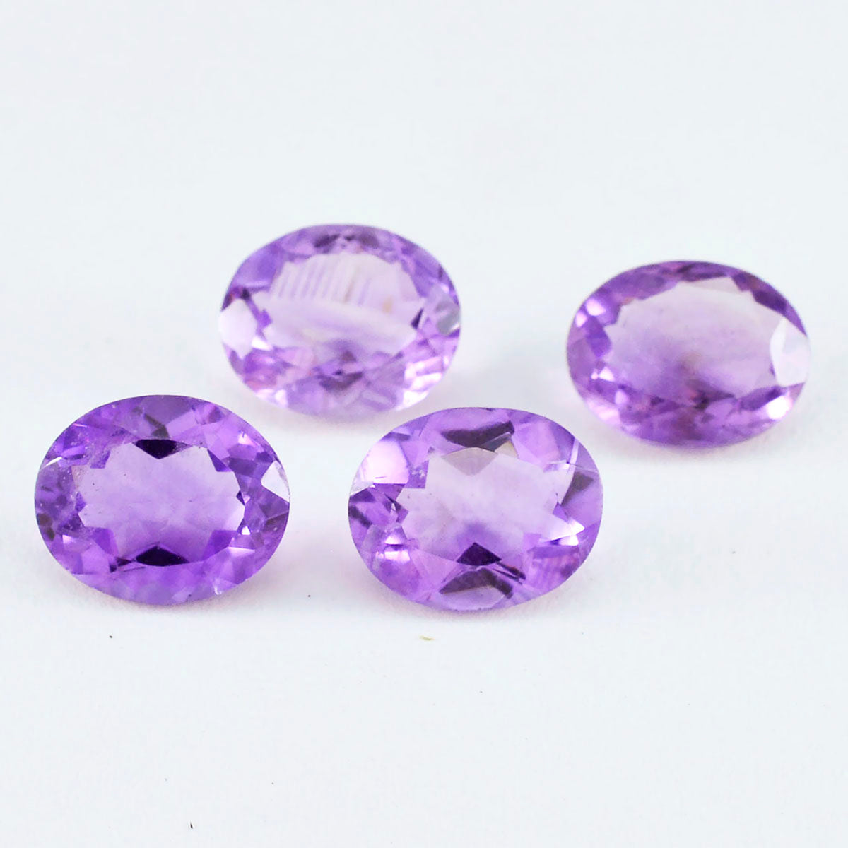 Amethyst 1PC Tiny 5x7 MM Oval Faceted Purple Sparkling Semi Precious Loose Gemstone Image principale du produit
