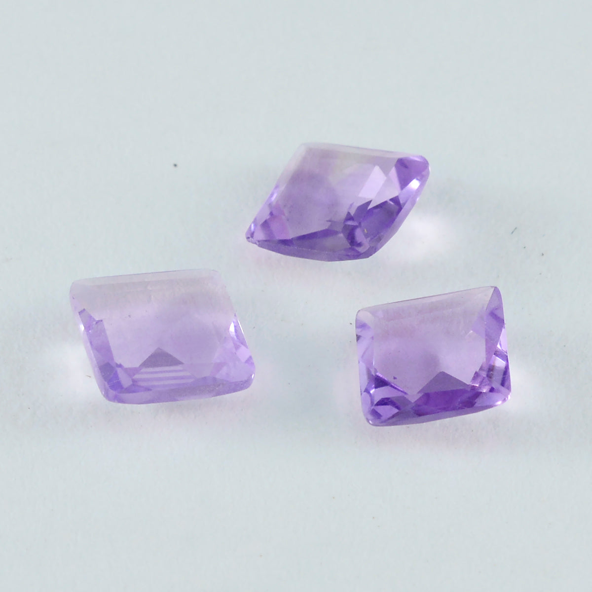 Amethyst 1PC Chunky 15x15 MM Square Faceted Purple Superior Semi Precious Gems Imagen principal del producto