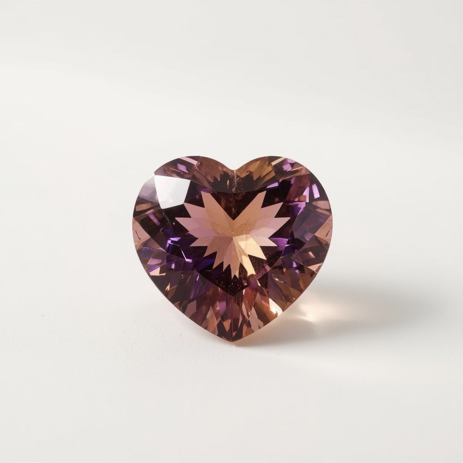 Ametrine 1PC Tiny 5x5 MM Heart Faceted Multicolor Sparkling Semi Precious Gems Immagine principale del prodotto