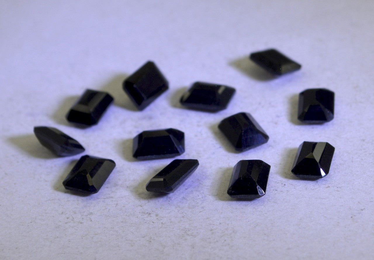 Black Onyx 1PC Medium 7x10 MM Emerald Faceted Black Brilliant Semi Precious Loose Gemstones Sekundär produktbild