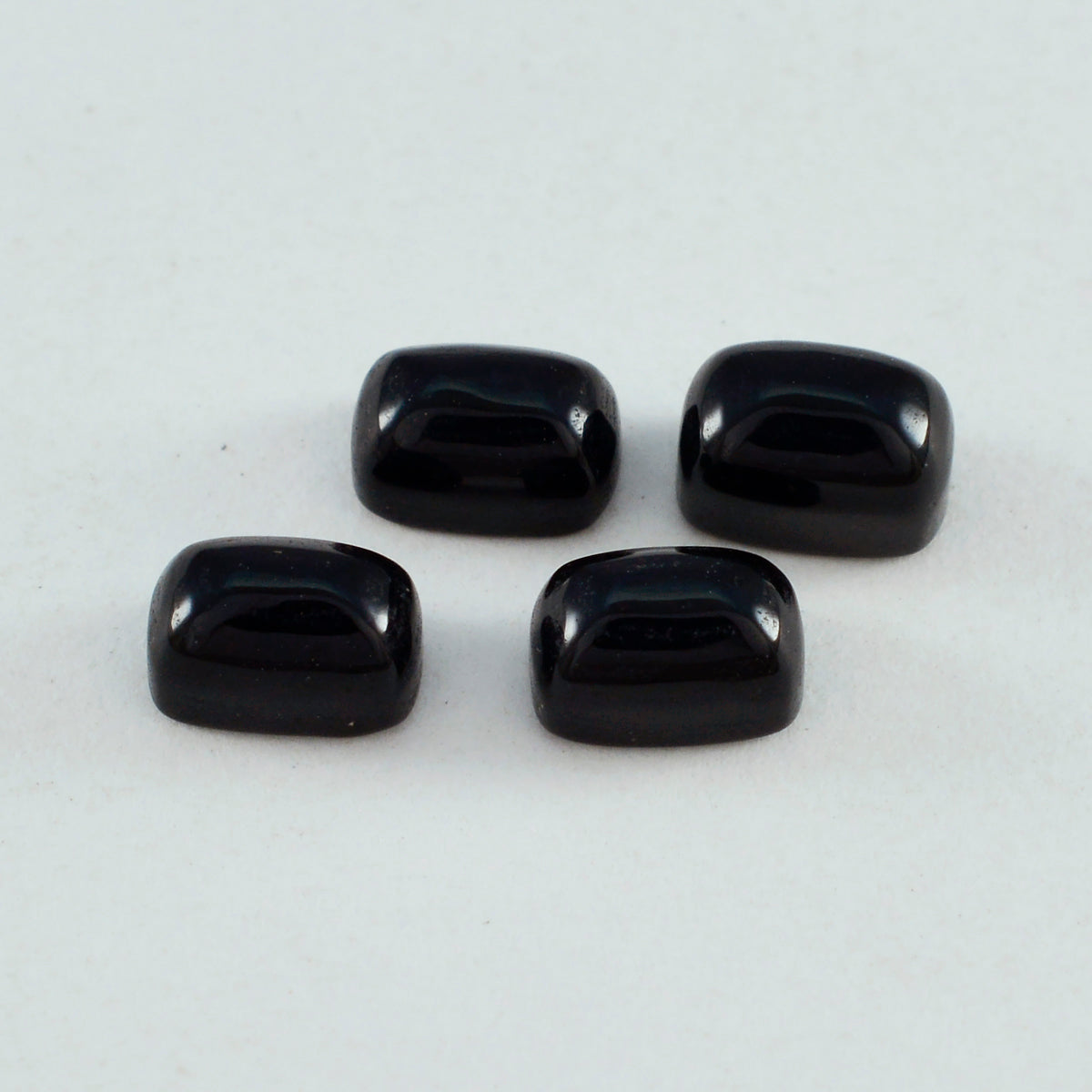 Black Onyx 10PC Tiny 4x6 MM Emerald Cabochon Black Fiery semi Precious Loose Gemstone Huvudsaklig produktbild