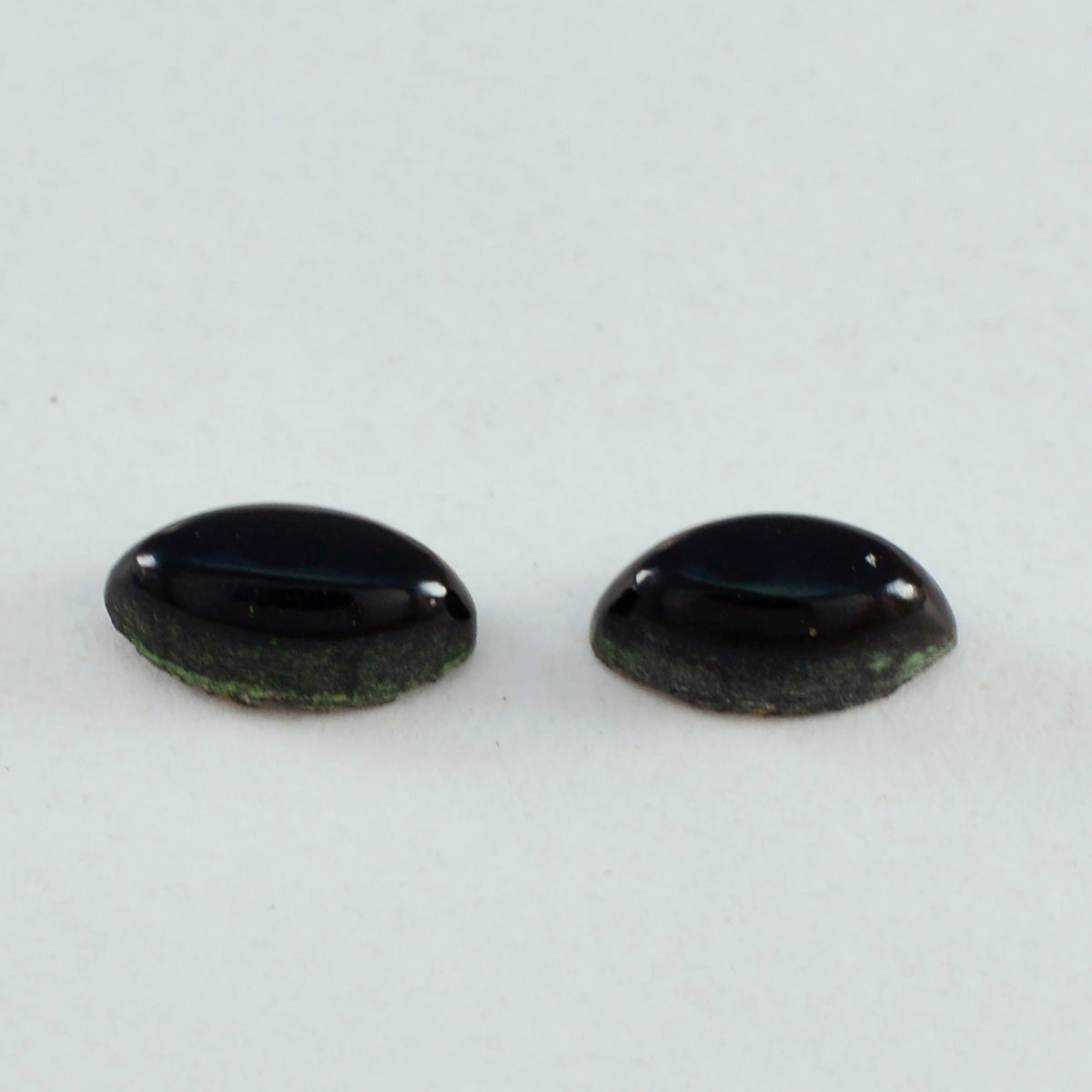 Schwarzer Onyx, 10 Stück, winziger 4 x 8 mm Marquise-Cabochon, schwarzer, prächtiger Halbedelstein Hauptbild