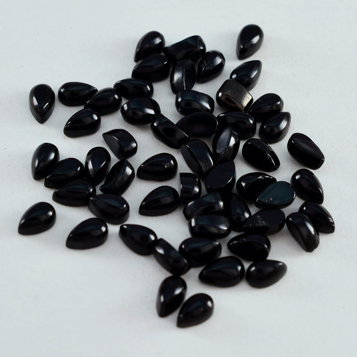 Black Onyx 10PC Tiny 3x5 MM Pear Cabochon Black Fine semi Precious Loose Gemstone Immagine principale del prodotto