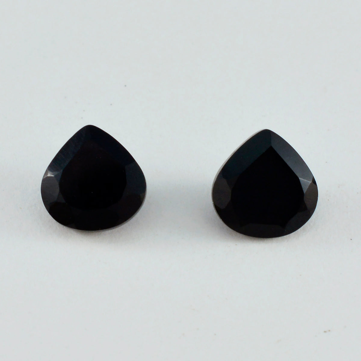 Black Onyx 1PC Large 10x10 MM Heart Faceted Black Shine Semi Precious Loose Gems Huvudsaklig produktbild