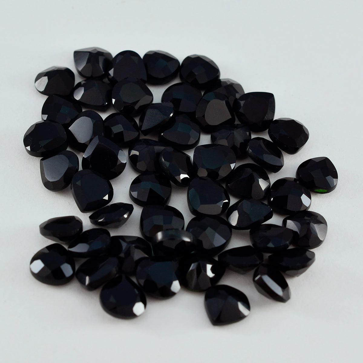 Black Onyx 10PC Tiny 5x5 MM Heart Faceted Black Sparkling Semi Precious Gems Sekundär produktbild