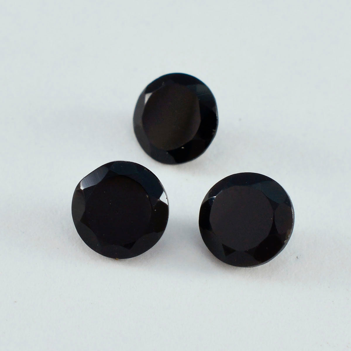 Black Onyx 10PC Tiny 5x5 MM Round Faceted Black Sparkling Semi Precious Gems Huvudsaklig produktbild