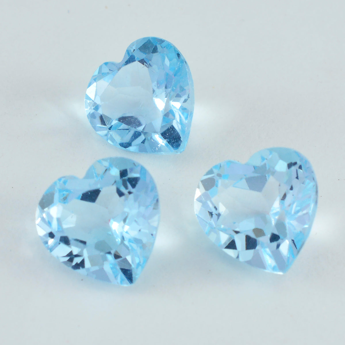Sky Blue Topaz 1PC Large 10x10 MM Heart Faceted Blue Shine Semi Precious Loose Gems Huvudsaklig produktbild