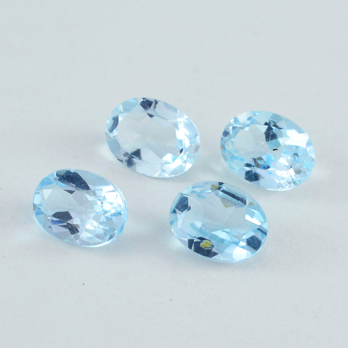 Sky Blue Topaz 1PC Tiny 4x6 MM Oval Faceted Blue Splendid Semi Precious Loose Gemstone Immagine secondaria del prodotto