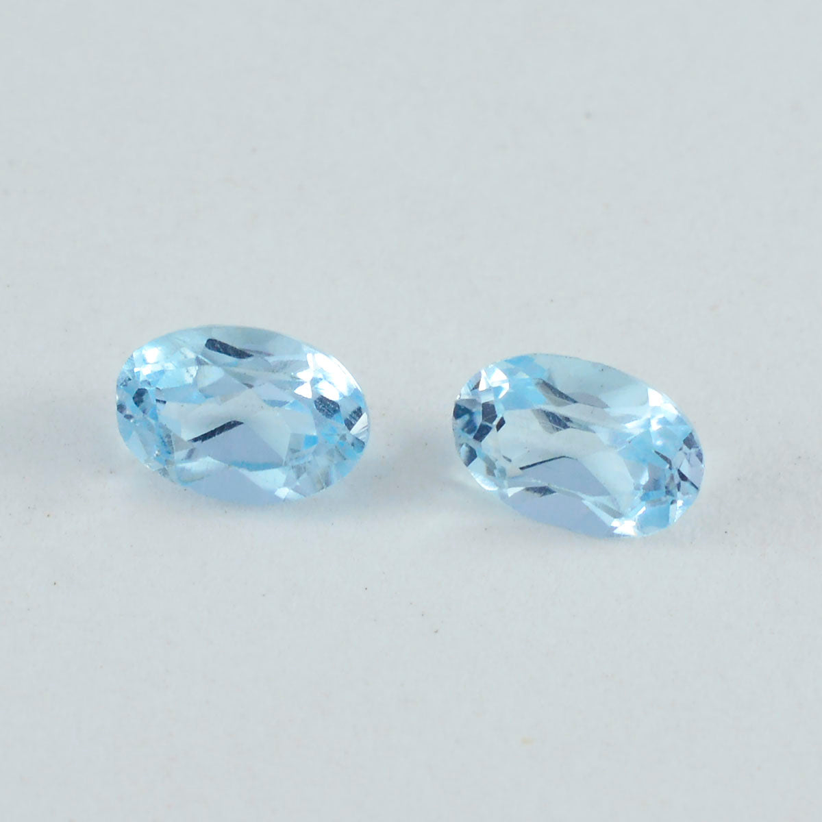 Sky Blue Topaz 1PC Large 8x12 MM Oval Faceted Blue Superior Semi Precious Loose Gemstone Immagine secondaria del prodotto