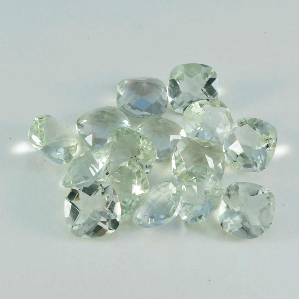 Green Amethyst 1PC Large 11x11 MM Cushion Faceted Green Fine Semi Precious Gems Imagen principal del producto