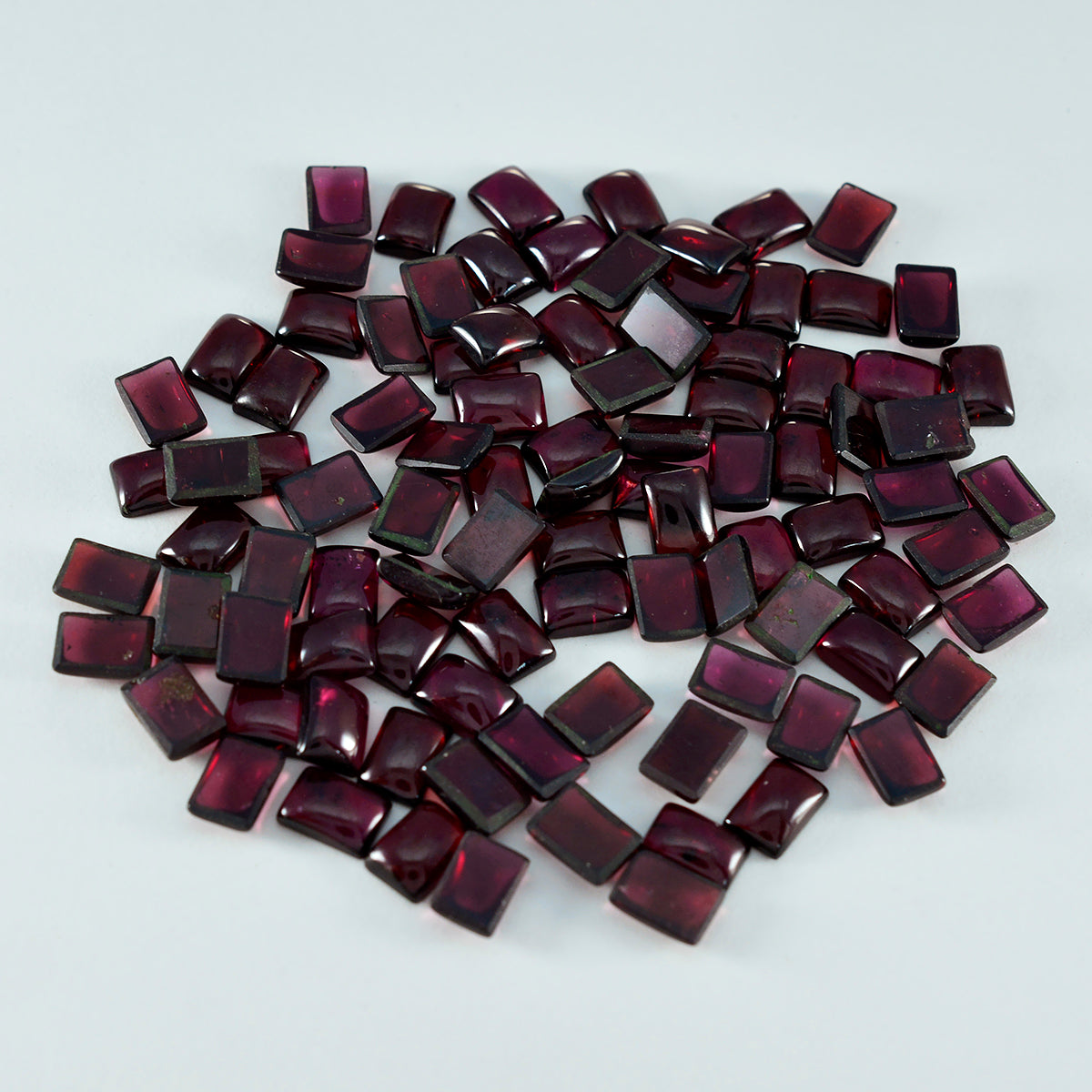 Garnet 10PC Tiny 3x5 MM Emerald Cabochon Red Superior semi Precious Gems Huvudsaklig produktbild