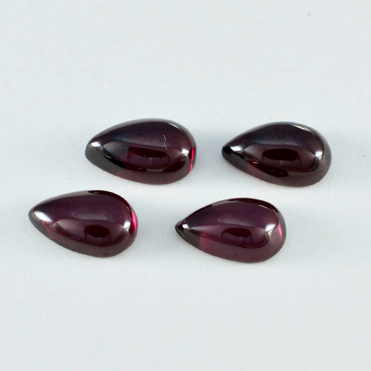 Garnet 1PC Small 6x9 MM Pear Cabochon Red Superior semi Precious Gems Huvudsaklig produktbild
