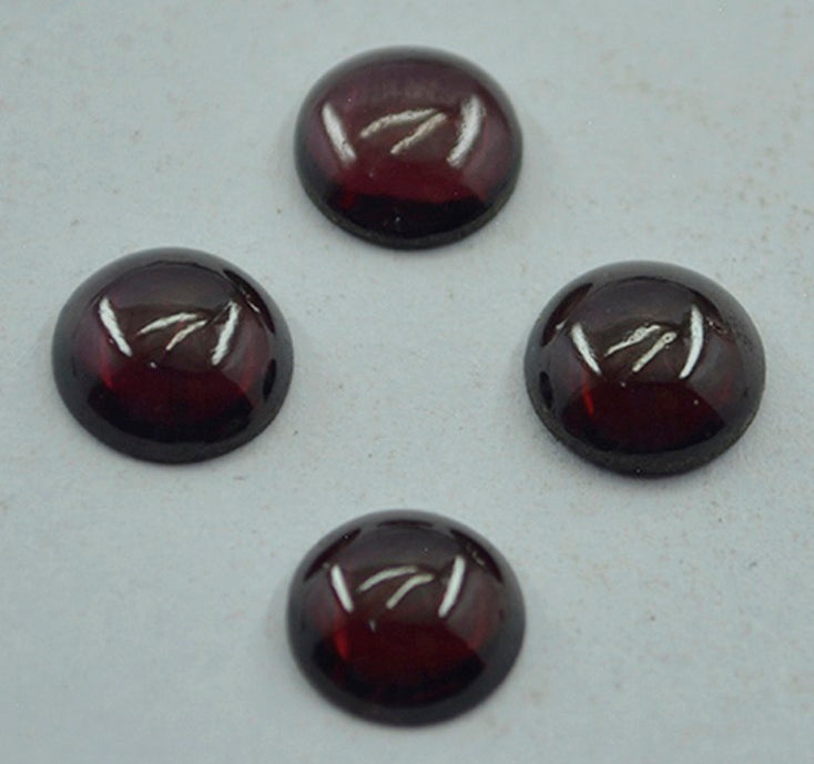Garnet 1PC Small 7x7 MM Round Cabochon Red Sparkling semi Precious Semi Precious Gemstone
