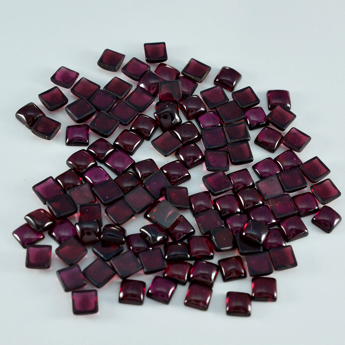 Garnet 10PC Tiny 4x4 MM Square Cabochon Red Brilliant semi Precious Precious Gemstone