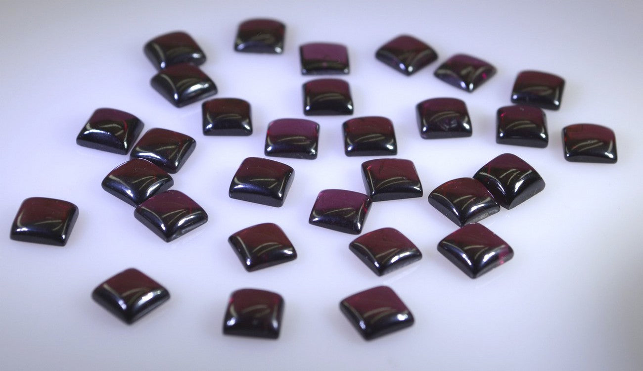 Garnet 1PC Tiny 6x6 MM Square Cabochon Red Polished semi Precious Loose Gems